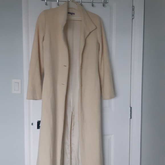 Beautuful White long coat - Picture 1 of 10